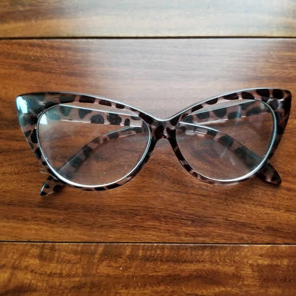 LEOPARD CAT EYE FASHION GLASSES - Picture 5 of 10